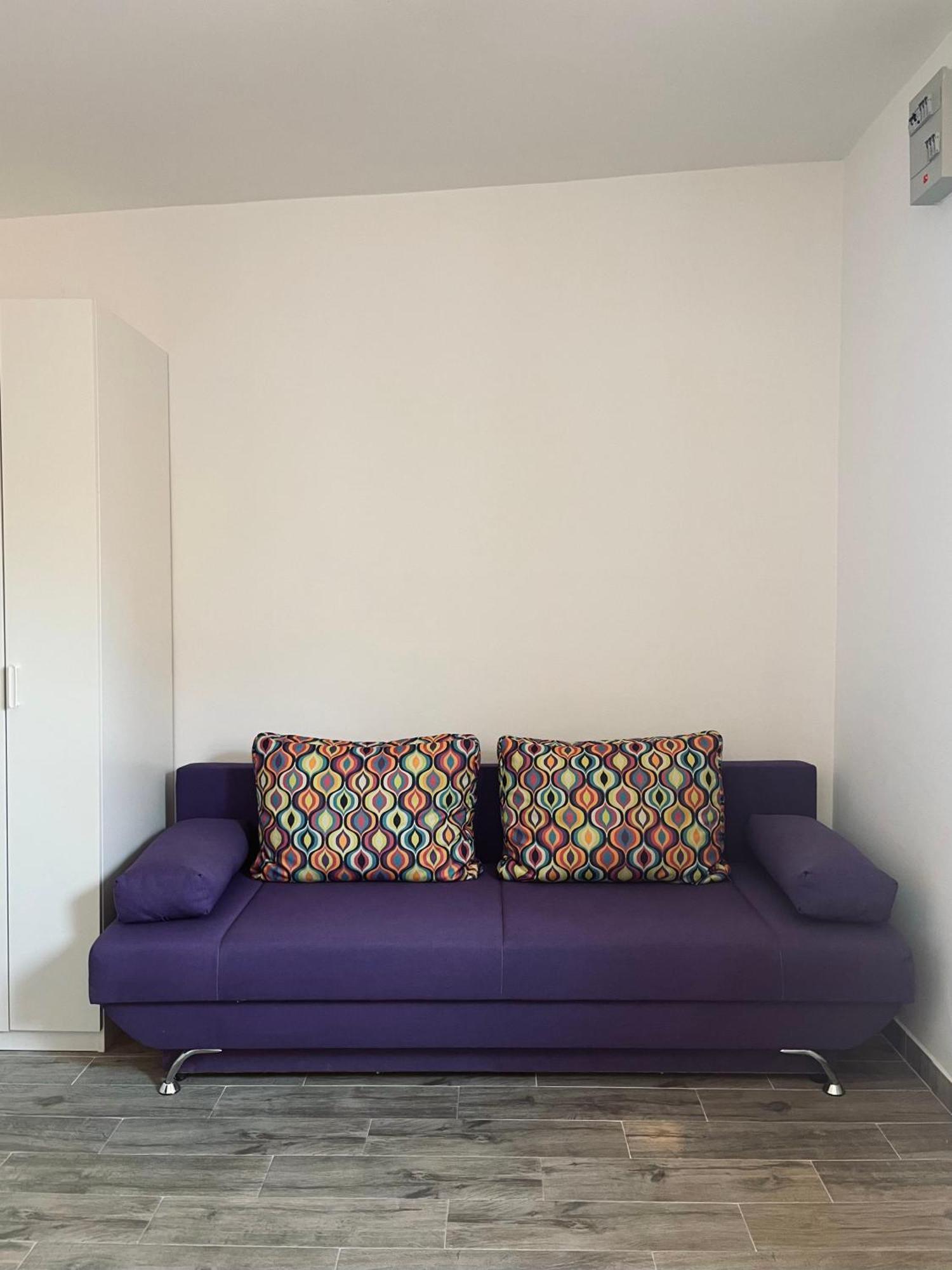 Studio Simoneta Malinska Luaran gambar